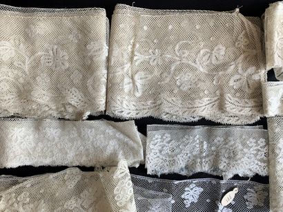 Lace borders, Valenciennes, bobbins, 2nd...