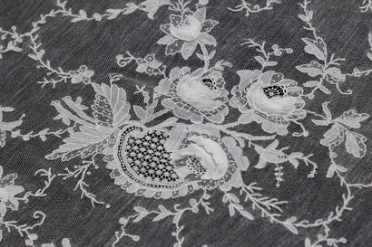 Sumptuous mantilla, Gauze stitch, needlepoint,...