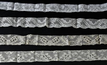 Five lace borders from Mechelen, spindles,...