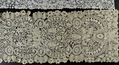 Two Duchesse stoles, Belgium, late 19th/early...