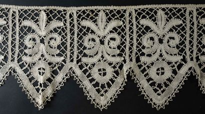 Long borders for furnishing, spindles, Belgium,...