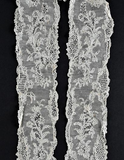 Pair of barbs, Alençon, France, circa 1750-1760.
Extremely...