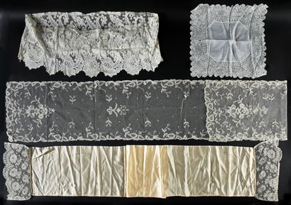 Important meeting of lace yardage and stoles,...