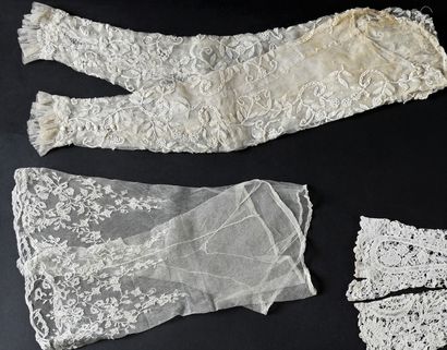 Lace mittens and sleeves, 2nd half of the...