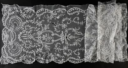Accessories of the feminine costume, lace...
