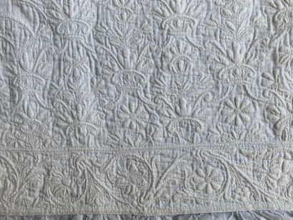 Boutis quilt, coat of arms and count's crown,...