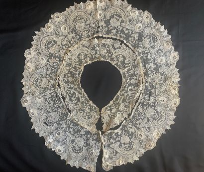 Gauze lace collars, needlepoint, late 19th...