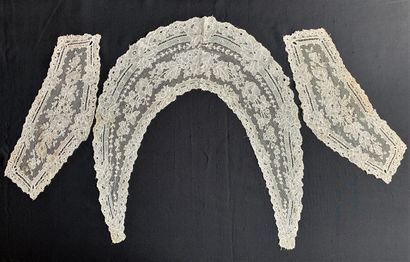 Set of collar and cuffs, Chantilly ties,...