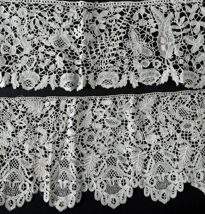 Honiton lace borders, spindles, England,...