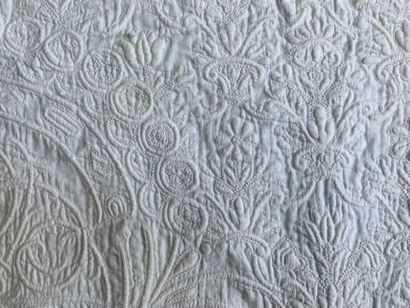 Boutis quilt, coat of arms and count's crown,...