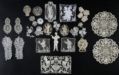 Placemats and inlays, Venice and Point de...