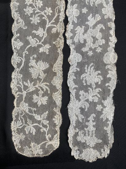 
Barbs in Valenciennes lace, spindles, circa...