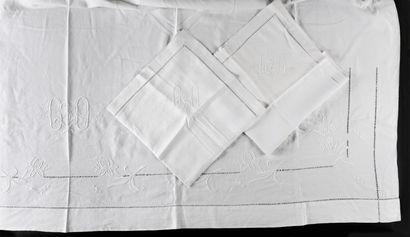 Embroidered bed set, sheet and its pillowcases,...
