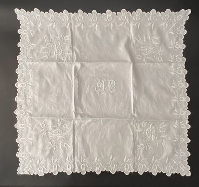 Meeting of handkerchiefs and white embroideries,...