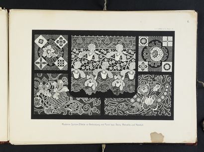 Two portfolios on laces in Plauen, circa...