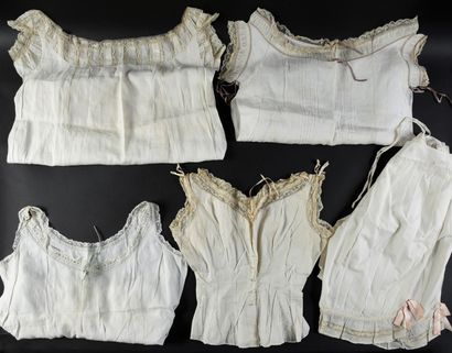 Women's lingerie set, late 19th century.
In...