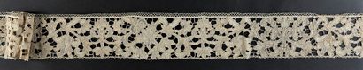 Rare bobbin lace border, Milan, last quarter...
