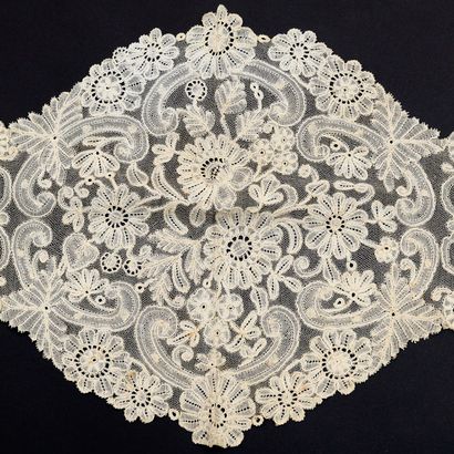 Fanchon and berthe, Brussels lace, end of...