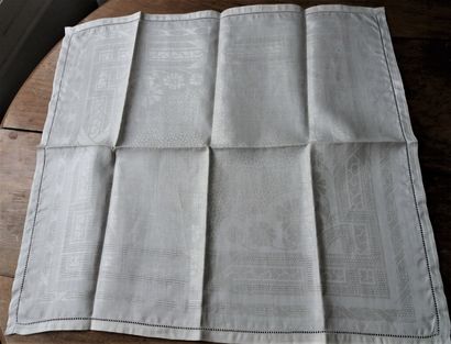 Tablecloth and twelve napkins, 1st half of...