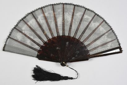 Rare folded fan, Chantilly, spindles, Bayeux,...
