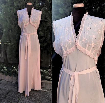 Women's embroidered silk lingerie, 1st half...