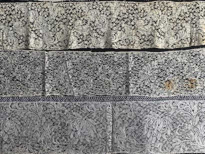 Seven borders in Binche lace, spindles, circa...