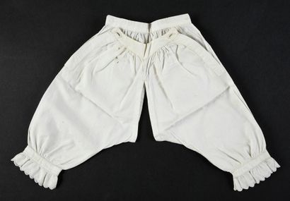 Three pieces of linen in reduction, end of...