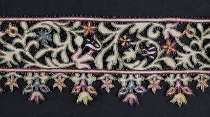 Metallic bobbin lace, polychrome cut stitch,...