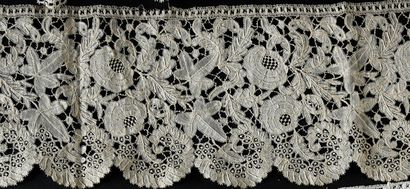 Honiton lace borders, spindles, England,...
