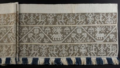 Panel, pulled thread rebrodé, Margaret Simeon...