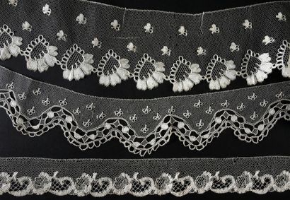 Blonde de Caen, bobbins, 19th century.
Two...