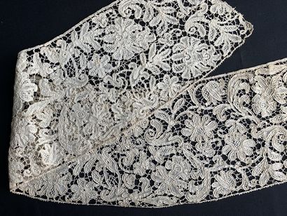 Mezzo Punto and Venice flat stitch, Italy,...