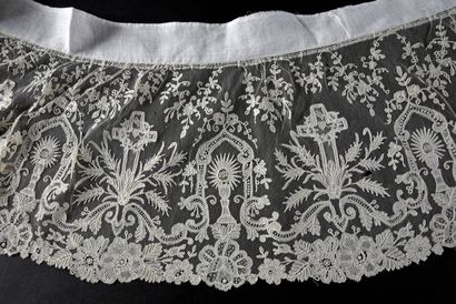 Long ruffle with symbols of Christ, Brussels,...