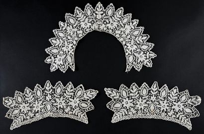 Women's lace costume accessories, early 20th...