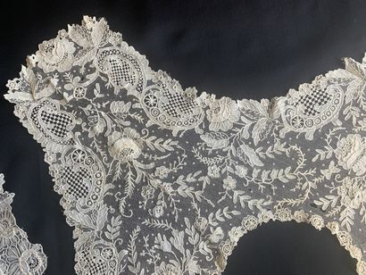 Gauze lace collars, needlepoint, late 19th...