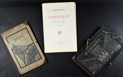 Two portfolios on laces in Plauen, circa...