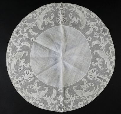 Table centerpiece in Point de Paris, Belgium,...