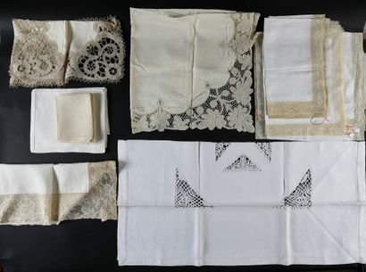 Center and table runners, bobbin lace surround,...