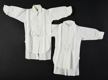 Three pieces of linen in reduction, end of...