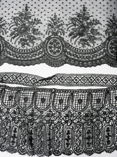 Four large Chantilly and Cluny bobbin lace...