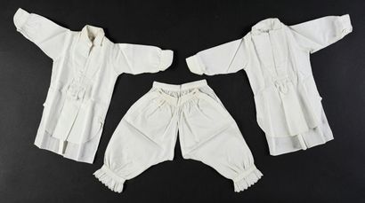Three pieces of linen in reduction, end of...