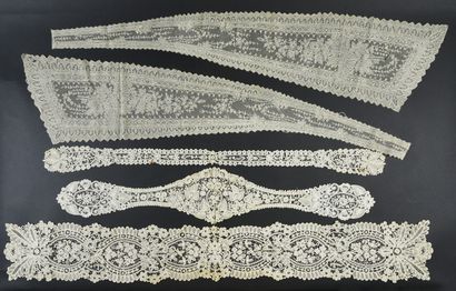 Women's lace costume accessories, Brussels,...