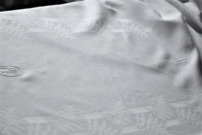 Banquet tablecloth with ferns, linen damask,...