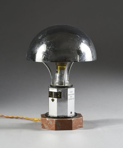JAEGER Lampora, vers 1930

Rare and beautiful...