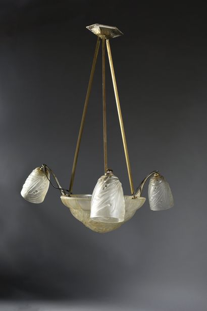 Suspension in chromed metal, with three arms...