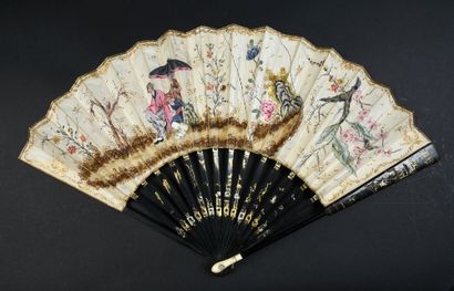 Élégants au jardin, vers 1770-1780
Éventail...