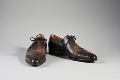 JOHNNY HALLYDAY : 1 paire de chaussure de...