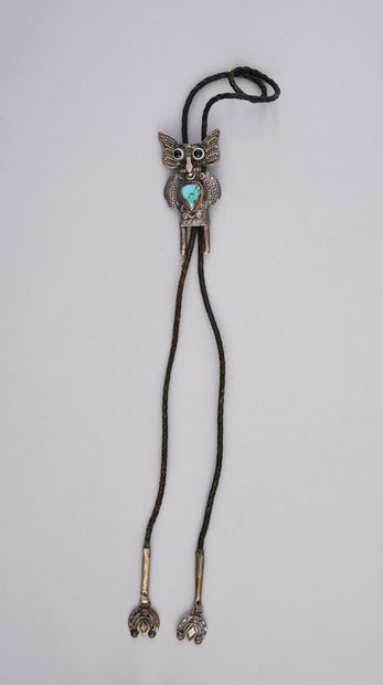 JOHNNY HALLYDAY : 1 Bollow Tie (cravate texane)...