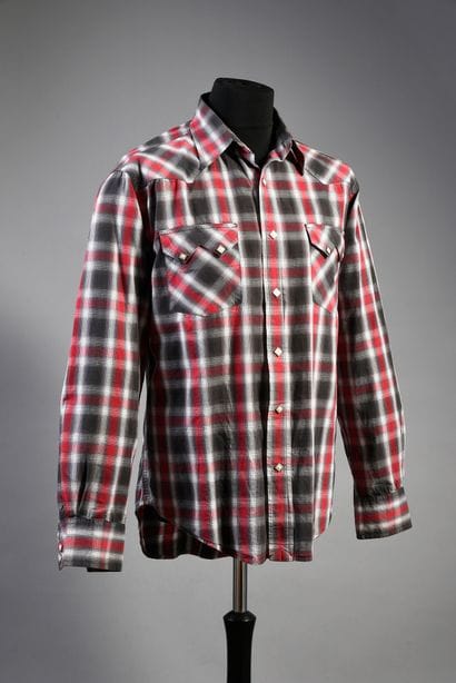 JOHNNY HALLYDAY : 1 chemise rock chic. La...