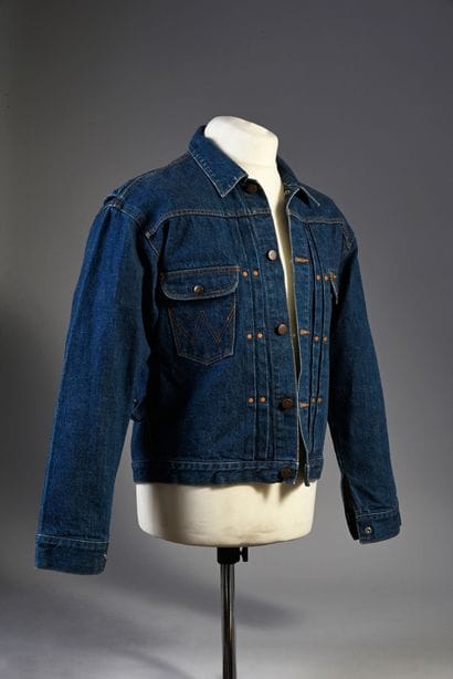 JOHNNY HALLYDAY : 1 blouson en jean de marque...